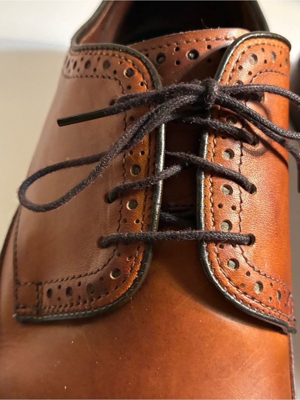Allen Edmonds Cognac Brown Leather Wingtip Oxfords Men’s Size 13 - Picture 9 of 12